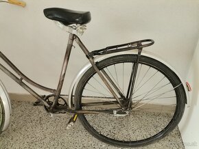 Predaj dámskeho retro bicykla - vek 80 rokov - 2