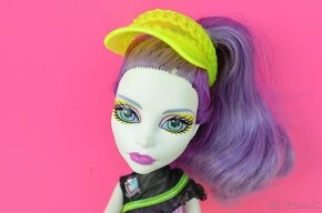 Monster High bábika Spectra - 2