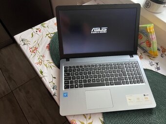 Asus VivoBook x540m - 2