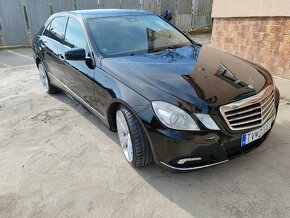 Mercedes-Benz E200 CDI BlueTec - 2