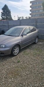 Seat Cordoba 1,4    55KW  benzín - 2