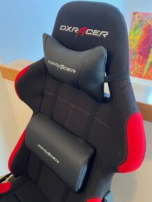 Predám hráčske kreslo od DXRACER - 2