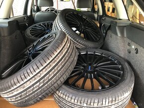 245/40 R19 03/24 - 2