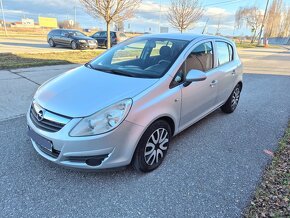 Predám Opel Corsa D 1.0 12v 44kw Ecotec r.v.2009 - 2