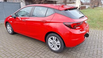 Opel Astra 1.4 turbo benzín- automat - 2