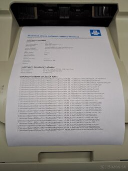 Farebná laserová HP Color LaserJet CP2025 tlačiareň - 2