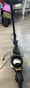 predam  elektrokolobezka Xiaomi MI ELectric Scooter 3 - 2