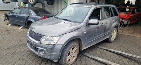 Lacno rozpredám Suzuki Grand Vitara JT na náhradné diely - 2