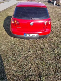 Predam Volkswagen golf 5 1,9 tdi 66kw - 2