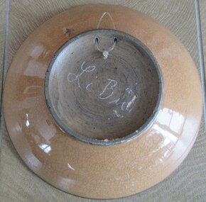 starý keramický hlboký dekoračný tanier - 2