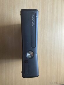 Xbox 360 slim - 2