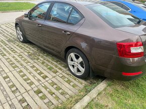 Skoda Octavia 2.0 TDI 110 kW - 2