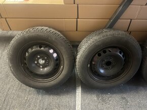 zimne pneumatiky 195/65 R15 - 2