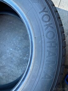 Yokohama 215/60r16 99H - 2