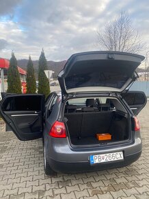 Volkswagen Golf 5 1.9TDI DSG - 2