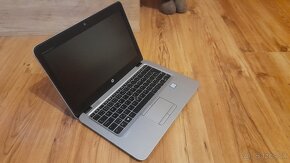 HP eliteBook 820 G3 - 2