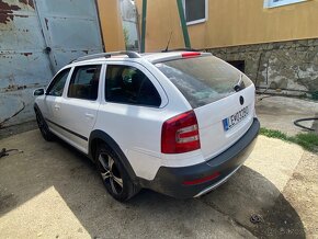 Predám škoda octavia scout 2 2.0 TDI 103kw 4x4 - 2