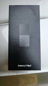 Samsung galaxy ZFlip 5 - 2