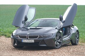 BMW i8 360HP/2015 - 2