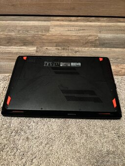 ASUS ROG Strix GL553VW - 2