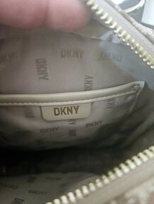 DKNY KABELKA CROSSBODY - 2