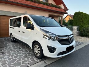 Opel Vivaro Combi 1.6CDTI Biturbo - 2