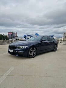 BMW G30 520d Sportline Top Stav Bohatá Výbava Pandora - 2