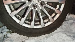 Kolesá+zimné pneumatiky 215/55 r17 - 2