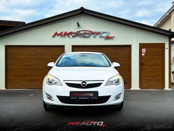 Opel Astra 1.4 Turbo 88kW 2011 - 2