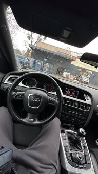 Audi A4 S-Line - 2