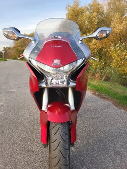 Predám honda vfr 1200 - 2