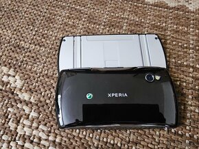 Sony Ericsson Xperia Play - 2