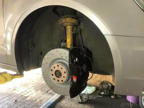 Brembo brzdice strmene Audi,VW,Škoda brzdový kit 6piest - 2