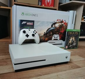 Xbox One S - 2