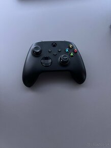 Xbox One X 1TB-hry+ovládač v cene - 2