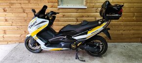 Yamaha T-Max 500 - 2