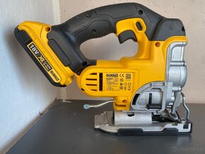 DeWalt DCS331N 18 V priamočiara píla - 2