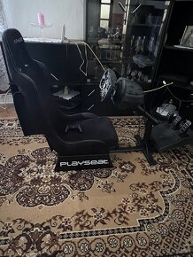 Trustmaster T300+playseat v super stave - 2