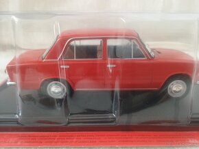 1:24 LADA 1200 - 1970, Hachette. Nezapomenutelné automobily - 2