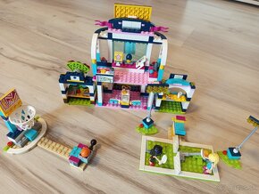 Lego friends Stephanie v športovej aréne 41338 - 2