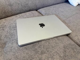 MacBook Pro M3 14 inch 2023 - 2