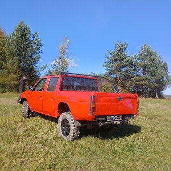 Predám navaru d 21 pick up - 2