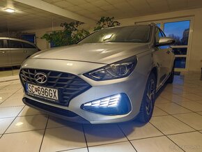 Hyundai i30 kombi 1.6crdi AUTOMAT v záruke - 2