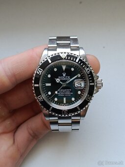 Rolex Submariner Date - 2