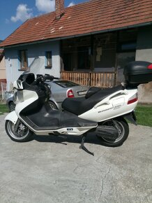 Suzuki Burgman 650 Executive - 2