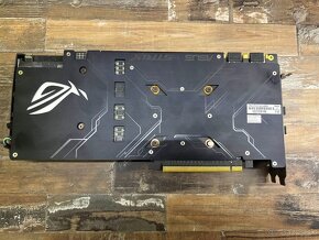 ASUS GTX 1070 O8G Strix Gaming - 2