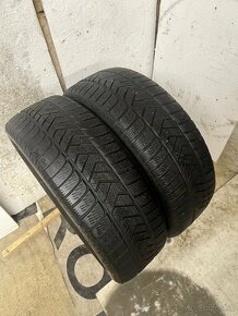 Pirelli 225/60 R17 2x=50€ - 2