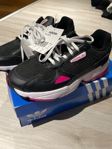 Adidas Falcon tenisky vel 38 2/3 nove - 2