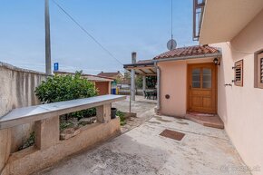 Istria, Pula – Na predaj dvojdom s obytnou plochou 90 m² v b - 2