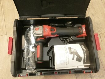 Predam uhlovu brusku Milwaukee M18FSAGV125XB-0X - 2